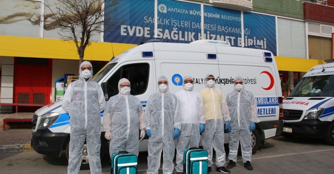 Büyükşehir salgın döneminde şifa dağıttı