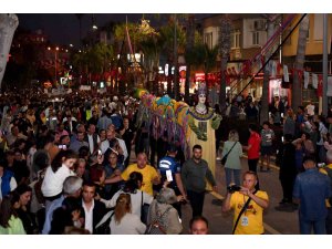 Tarsus’ta festival coşkusu sürüyor