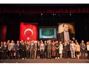 Antalya’da Öğretmenler Günü kutlandı