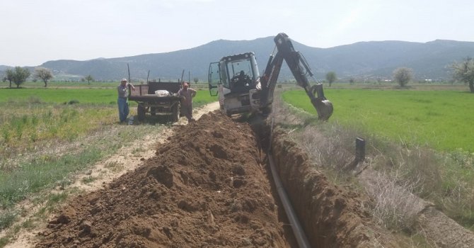 Büyükşehir Belediyesi üreticinin yanında olmaya devam ediyor