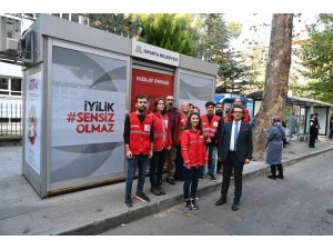 Isparta Belediyesi, farkındalık için Kızılay Durağı oluşturdu