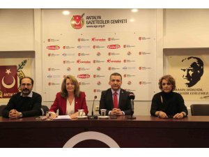 Antalya’da 27 STK dizilerdeki kadın şiddetine “hayır” dedi