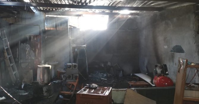 Hatay’da Yeni Sanayi Sitesi’nde çıkan yangın kontrol altına alındı