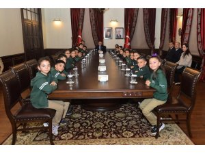 Karataşlı öğrenciler Adana’nın tarihini öğreniyor