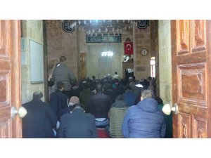 Tarihi camide Filistin için dua edildi