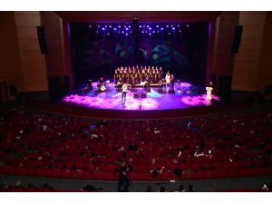 Depremzede çocuklar için dayanışma konseri