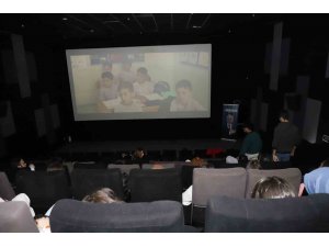 Akdenizli öğrenciler sınav stresinden sinema ile uzaklaştı