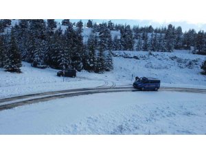 Mersin’de mevsimin ilk karı yağdı, Yörükler göçe başladı