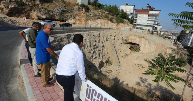 Kepez Belediyesi çalışıyor, şehir güzelleşiyor