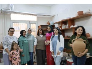 Yok olmaya yüz tutan çömlekçilik kadın eliyle yeniden doğuyor