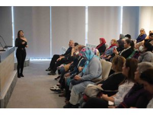 Üretici kadınlar, satış teknikleri eğitimi aldı