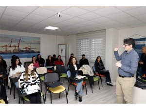 Akdeniz Belediyesi, geleceğin insan kaynakları profesyonellerini yetiştiriyor