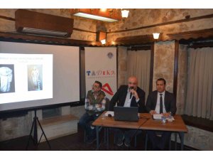 Mersin’e ’Tarsus Arkeolojisi ve Geleceği’ paneli düzenledi