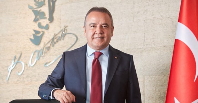 Başkan Böcek'ten bayram mesajı