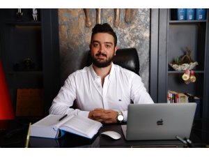 Ece Ronay’ın eski eşine tazyik hapsi verildi