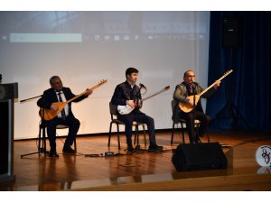 Halk ozanından Devlet Bahçeli’ye “Devlet geliyor devlet” türküsü