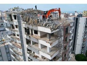 Karslıoğlu: "Her operatörüm diyen bina yıkımında kullanılmamalı"