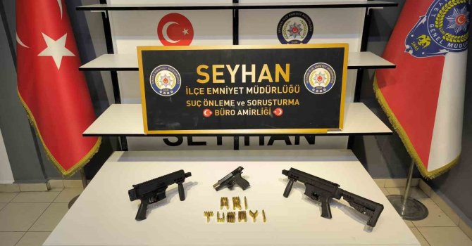 Müstakil eve operasyon: 2 hafif makineli tüfek ele geçirildi