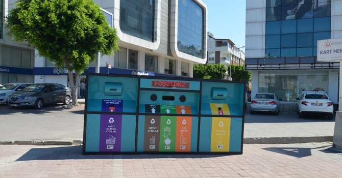 Eldiven ve maskeler, Mobil Atık Getirme Merkezi’ne