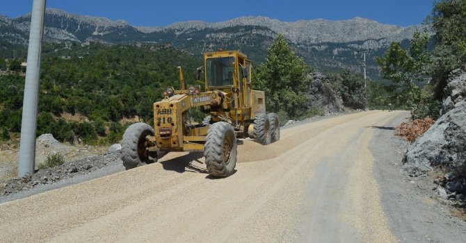 Gazipaşa Sugözü grup yolu yenileniyor