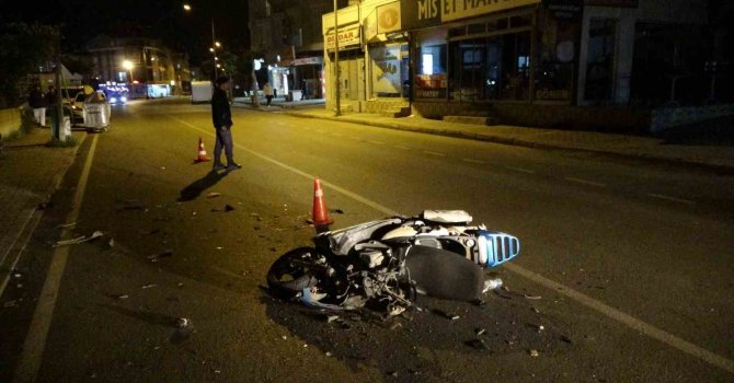 Kaza yapıp yaralanan motosiklet sürücüsü 2.66 promil alkollü çıktı