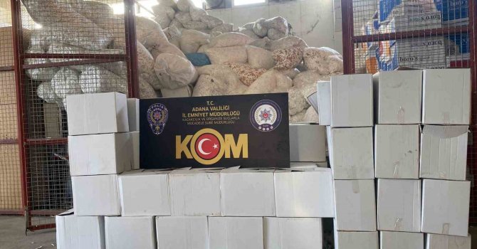 Adana’da 43 milyon 750 bin gümrük kaçağı makaron ele geçirildi
