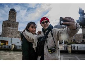 Antalya’nın simgesi saat kulesi ’saatine’ kavuşuyor