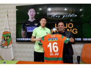 Alanyaspor Güney Koreli forvet Hwang’ı kadrosuna kattı