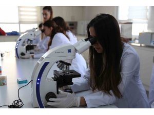 ALKÜ’de sağlık öğrencilerine fırsat eğitimi