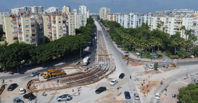 Büyükşehir 3. Etap Raylı Sistem’de hız kesmiyor