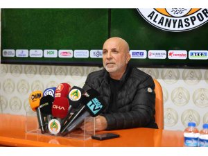 Alanyaspor Başkanı Çavuşoğlu’ndan Fenerbahçe maçındaki hakem kararlarına eleştiri
