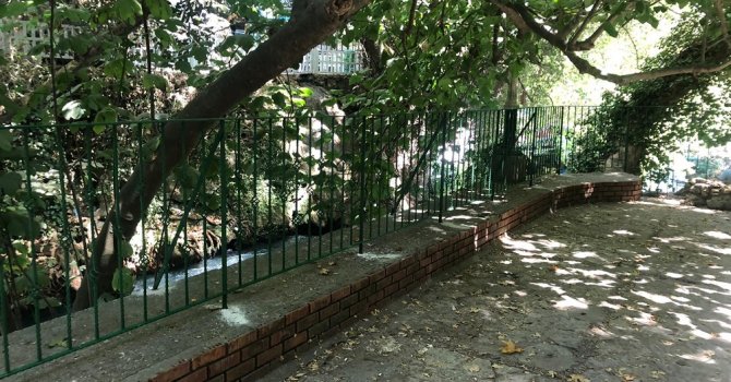 Düden Şelalesi’nde ziyaretçilerin güvenliği için önlem alındı