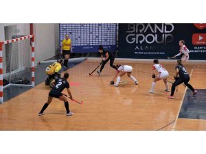 Kadınlar Salon Hokeyi Avrupa Şampiyon Kulüpler Kupası Alanya’da başladı