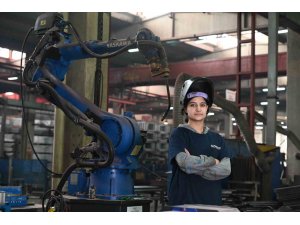 Sanayideki ara eleman sorunu ‘kadın eliyle’ çözüldü