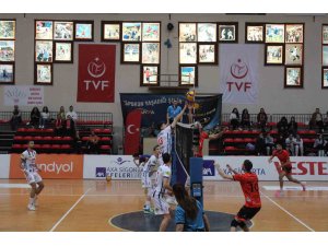 AXA Sigorta Efeler Ligi: Alanya Belediyespor: 3 - Bigadiç Belediyespor: 0