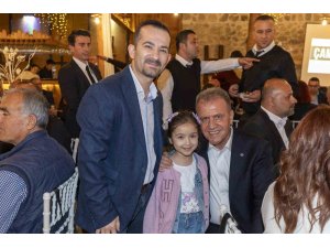 Seçer: "Mersinliler, o 11 kentin acısını yaşadı"