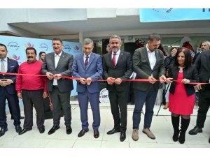 Tekstil ve el sanatları atölyesinde kadınlar hem üretecek hem de aile bütçelerine katkı sağlayacak