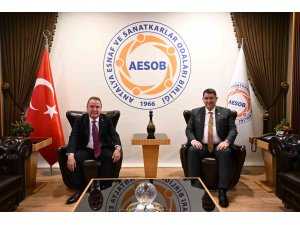 Servisçi esnafından Başkan Böcek’e destek