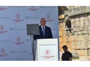 Bakan Ersoy: "Myra ve Andriake Kazı ve Restorasyon çalışmalarına toplam 500 milyon TL ödenek ayıracağız"