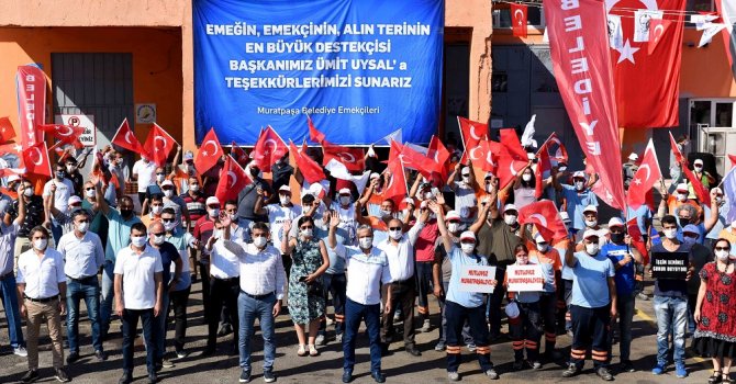 Muratpaşa’da işçinin yüzü güldü