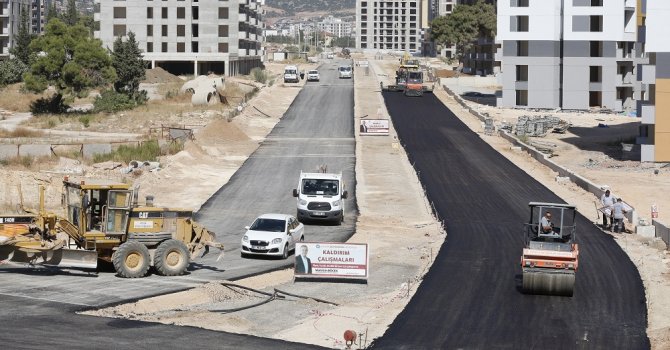 Kepez Sanral’de E Parsel yolları asfaltlanıyor