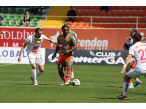 Trendyol Süper Lig: Alanyaspor: 1 - Kayserispor: 0 (Maç sonucu)