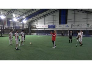 Ampute futbolunun tek kadın şampiyon antrenörü, yeniden şampiyonluk hedefliyor