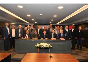 Tütüncü: “Önümüzdeki 5 yılın sonunda ulaşım, trafik çilesinin bittiği, yerel ekonomisi güçlenen bir Antalya vaat ediyoruz”