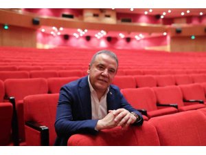 Başkan Böcek: “Antalya’yı sanatın merkezi yapacağız”