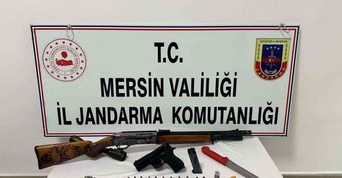 Mersin’de silah kaçakçılığına yönelik düzenlenen operasyonda 1 silah şüpheli ölüm olayının silahı çıktı