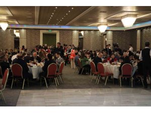 Koruyucu aileler ve çocukları iftarda buluştu
