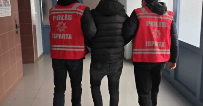 Isparta’da 42 yıl 5 ay 8 gün hapis cezası ile aranan şahıs yakalandı