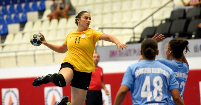 Muratpaşa, son provada İzmir’i mağlup etti