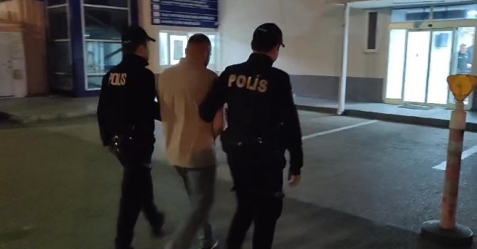 Uyuşturucu ticaretinden 12 yıl hapis cezası olan kişi yakalandı